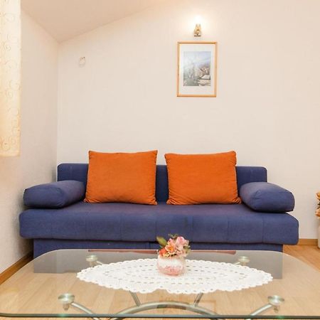 Holiday Home Beata Traù Esterno foto