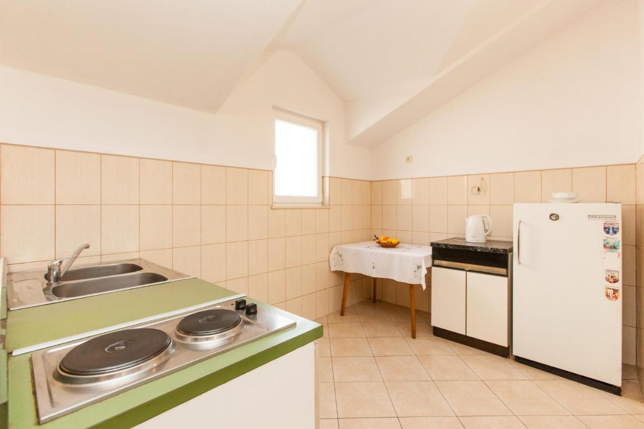 Holiday Home Beata Traù Esterno foto